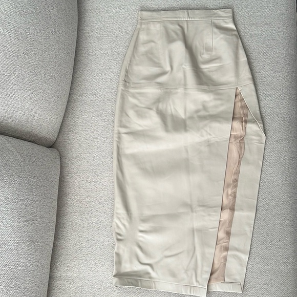 Tan/Cream Leather high waisted pencil skirt with slit - Picture 3 of 5